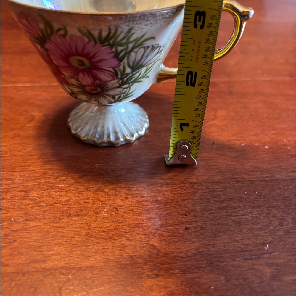 Vintage Floral Lusterware Teacup with Gold Handle - Picture 8 of 9